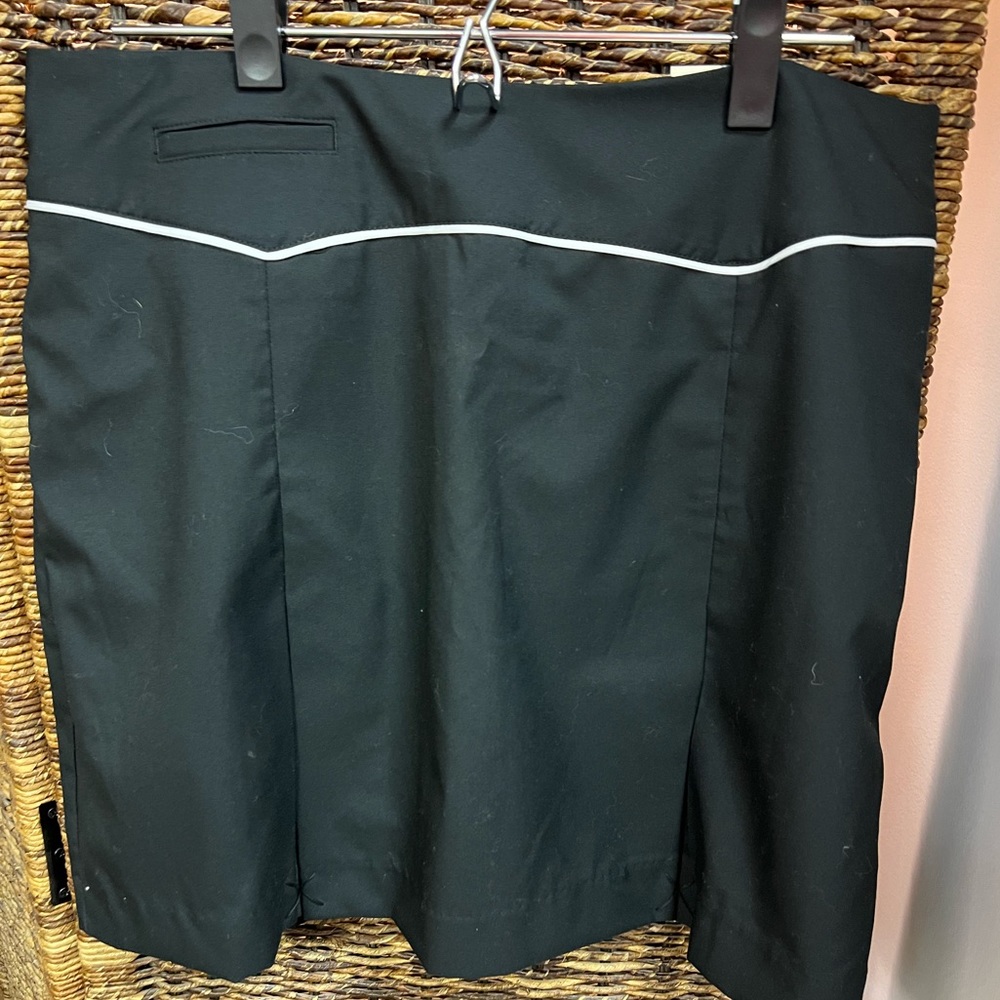 IZOD-Womens size:10,Polyester Shorts- Black w/White stripe, New with Tag